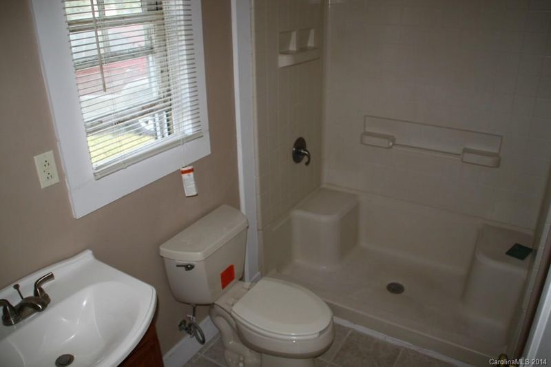 502 Spring Garden Ave, Kannapolis, NC 28081