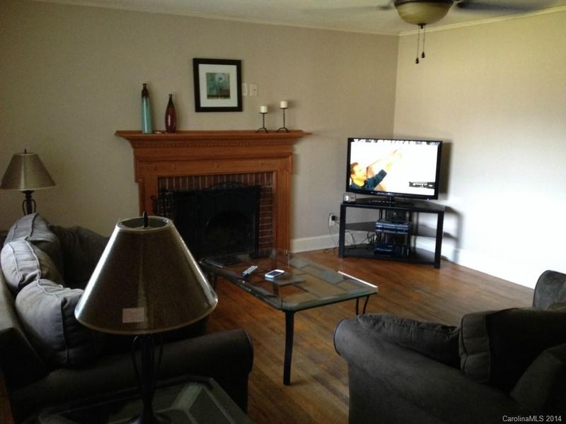601 Tuckaseege Rd, Mount Holly, NC 28120