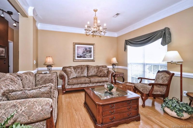 7466 Brentfield Dr, Stanley, NC 28164