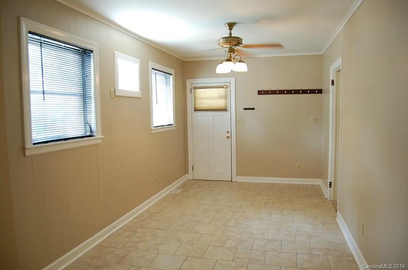 1327 Richland Dr, Charlotte, NC 28205