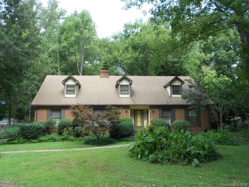 5842 Lansing Dr #11, Charlotte, NC 28270