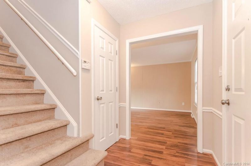 9728 Buckskin Ln, Mint Hill, NC 28227