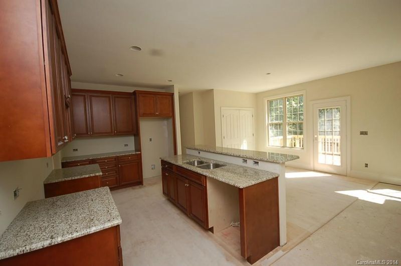 2601 East Providence Dr, Charlotte, NC 28270
