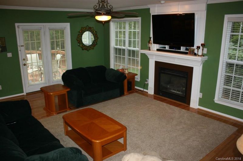 9804 Hanging Moss Trl, Mint Hill, NC 28227