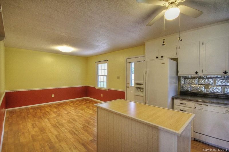 117 Danbury Ln, Statesville, NC 28625