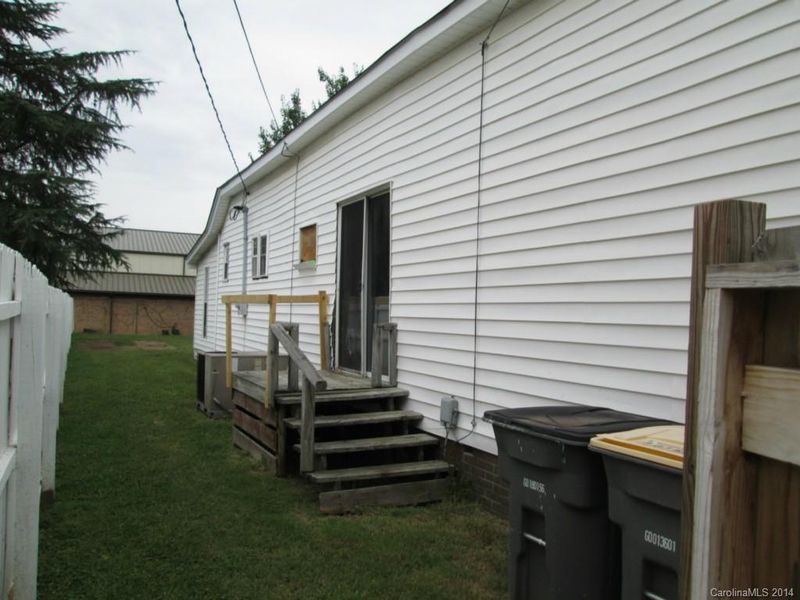 903 Washington Ln, Kannapolis, NC 28083