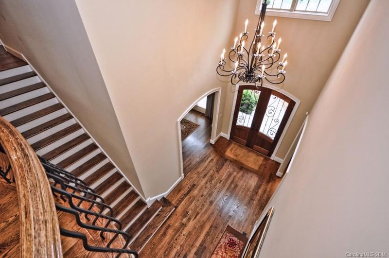 3802 Grovesner St, Harrisburg, NC 28075