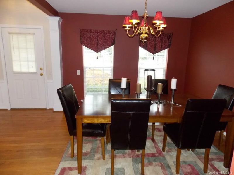 3148 Old Ironside Dr, Charlotte, NC 28213