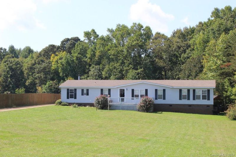 137 Cheshire Ridge Rd, Harmony, NC 28634
