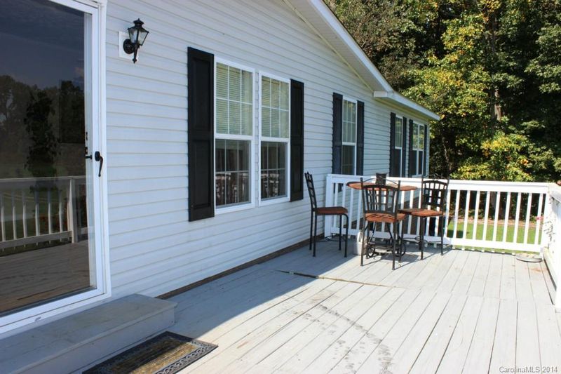 137 Cheshire Ridge Rd, Harmony, NC 28634