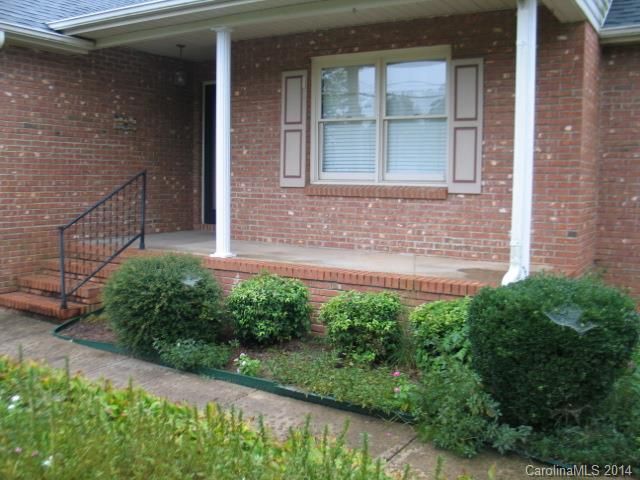 3007 Carson St, Belmont, NC 28012
