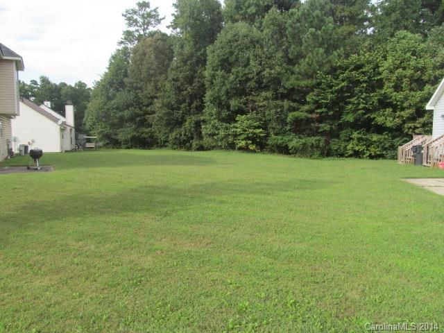 5727 Rocbridge Ln, Charlotte, NC 28208