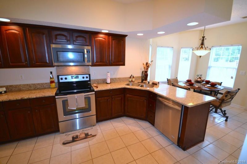 6701 Pine Branch Ct, Charlotte, NC 28269
