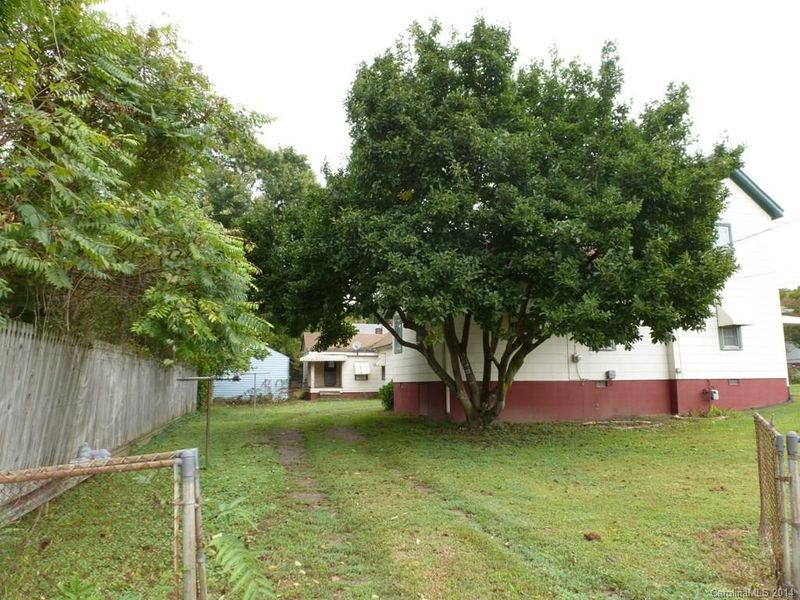 826 Grier St, Lincolnton, NC 28092