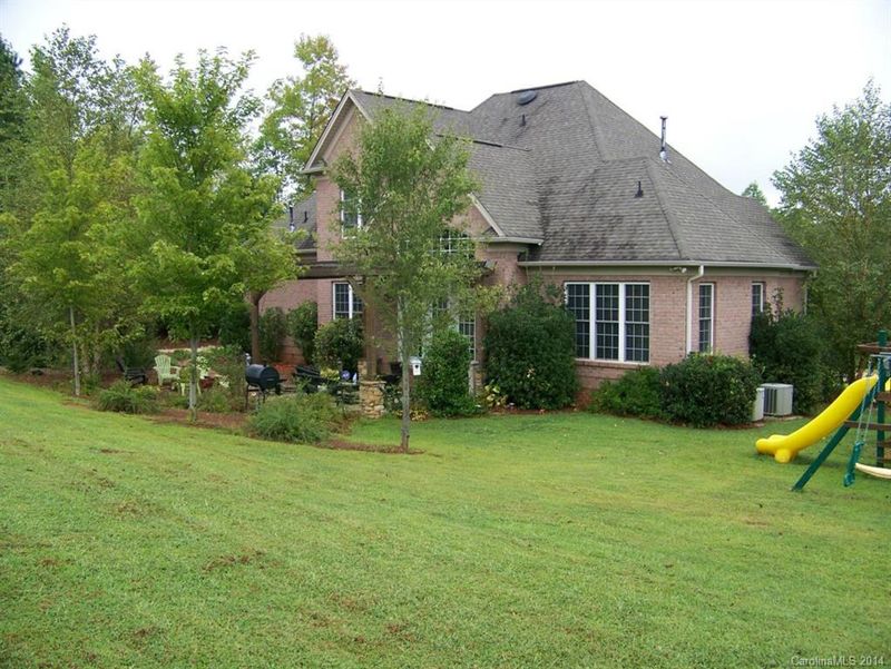 3517 Manna Ln, Mount Holly, NC 28120