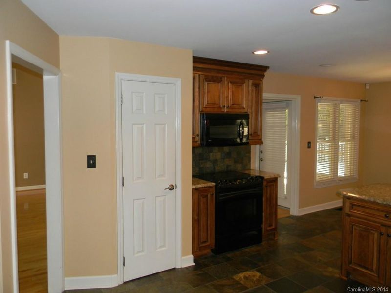 3141 Planters Ridge Dr, Gastonia, NC 28056