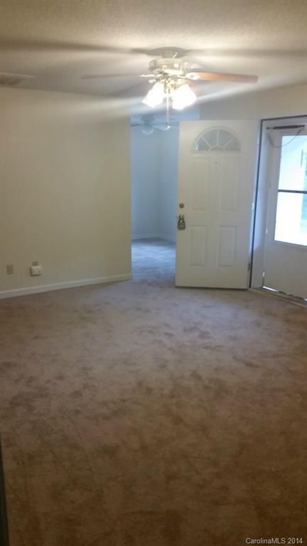 227 3rd Avenue Ct SW, Hickory, NC 28602