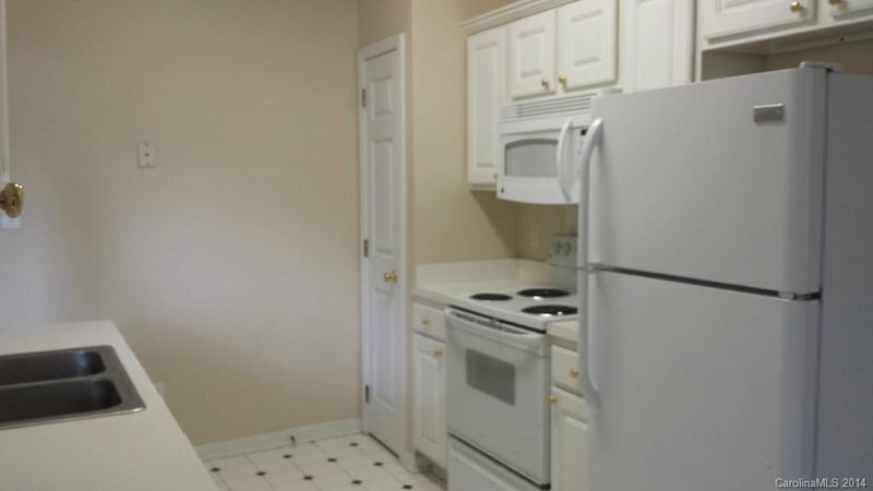 9357 Kimmel Ln #16, Charlotte, NC 28216