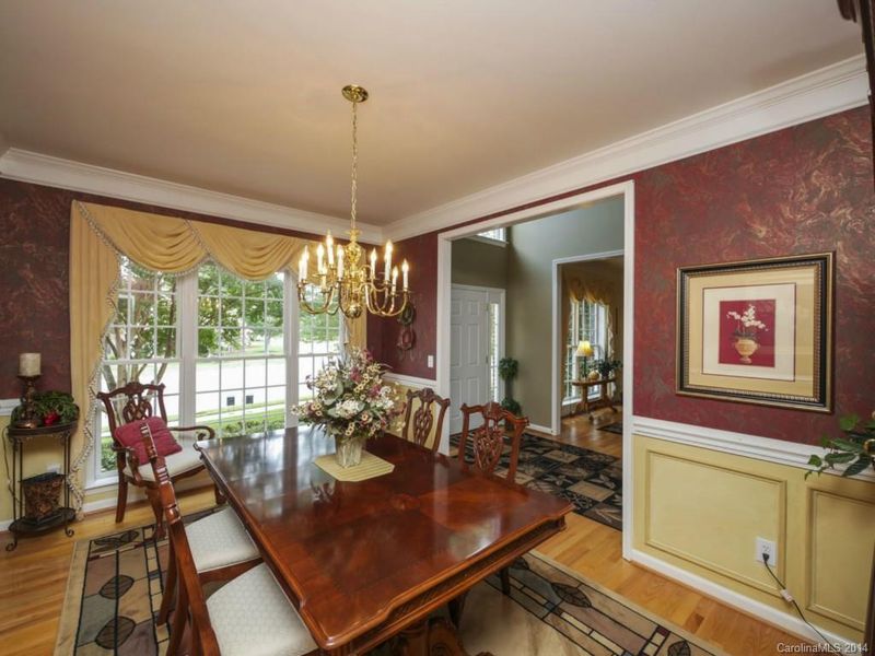 10009 Willow Rock Dr, Charlotte, NC 28277