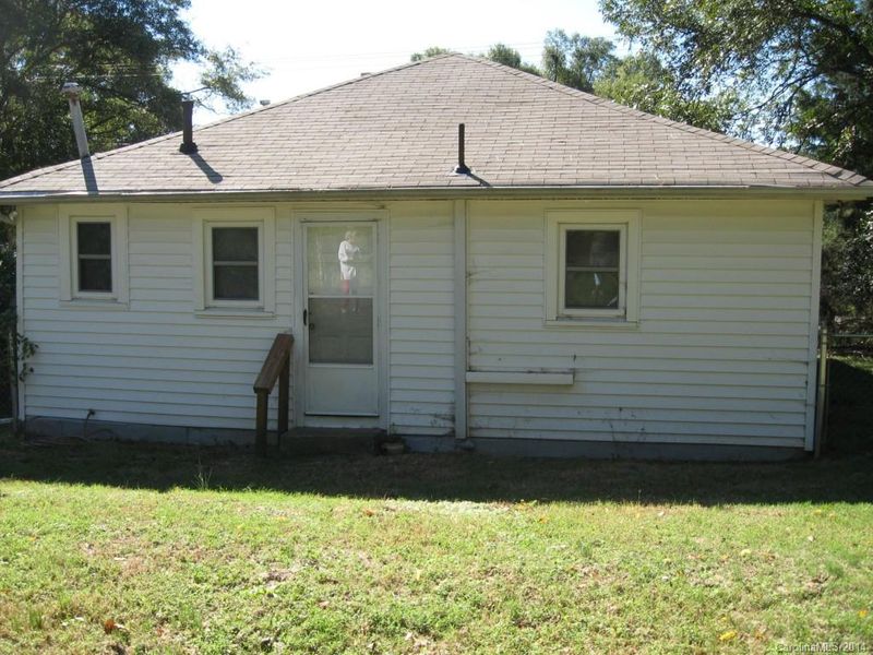 412 E Davidson Ave E, Gastonia, NC 28054