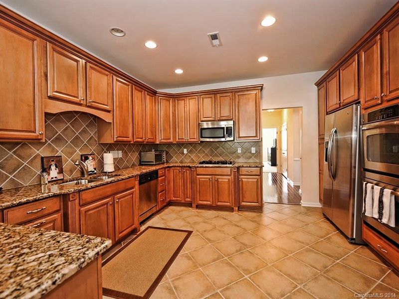 1042 Silver Gull Dr #1042, Tega Cay, SC 29708