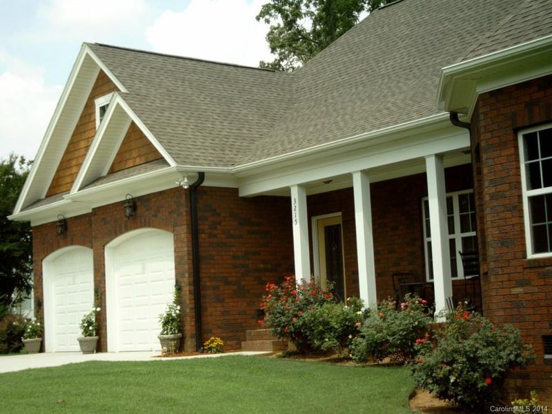 3215 Dan Hood Rd, Matthews, NC 28105