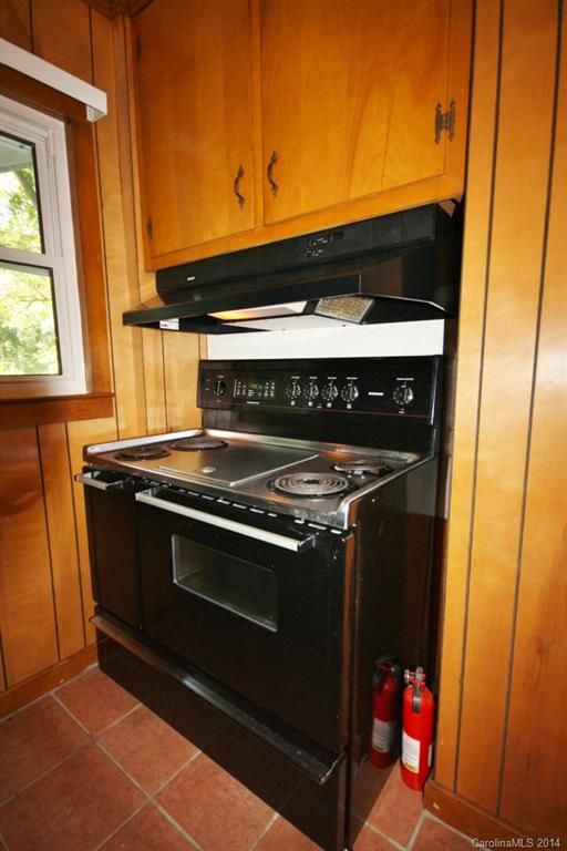 118 Old Hanks Rd, Gastonia, NC 28052