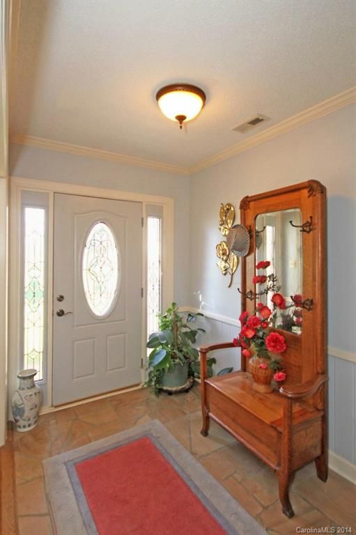 115 Crabapple Ln, Statesville, NC 28625