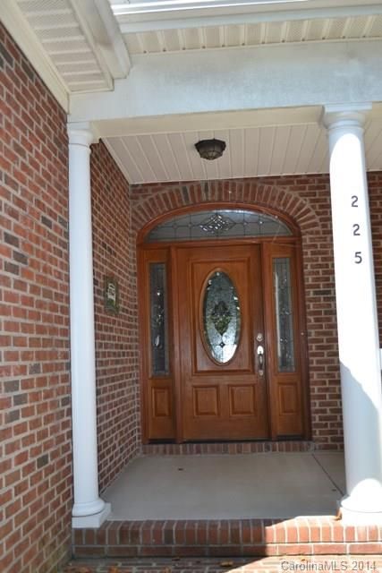 225 Evening Shadow Rd, Clover, SC 29710