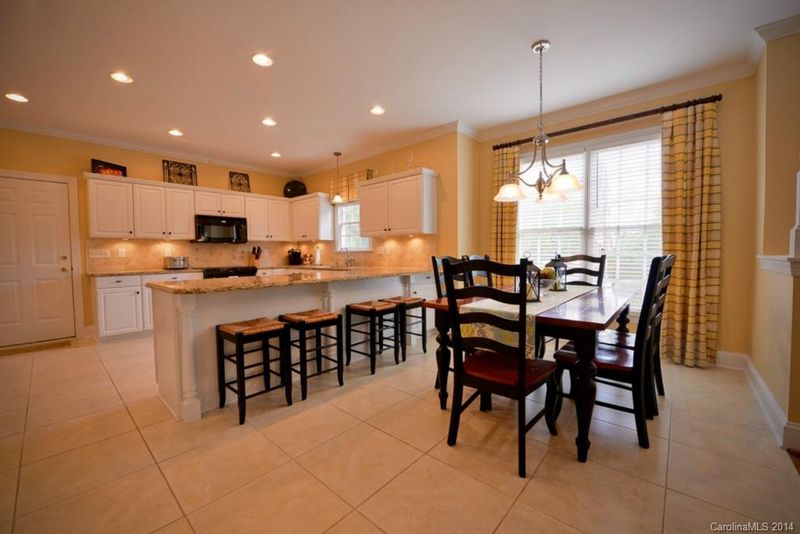 6706 Marcella Dr, Charlotte, NC 28277