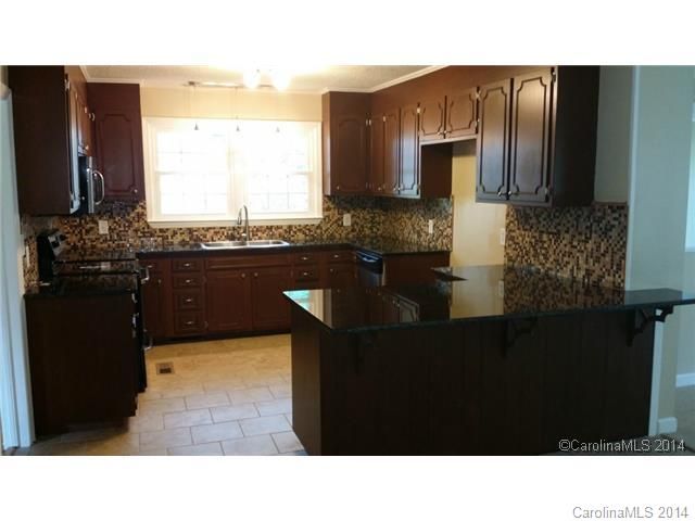 1233 Belvedere Ave, Gastonia, NC 28054