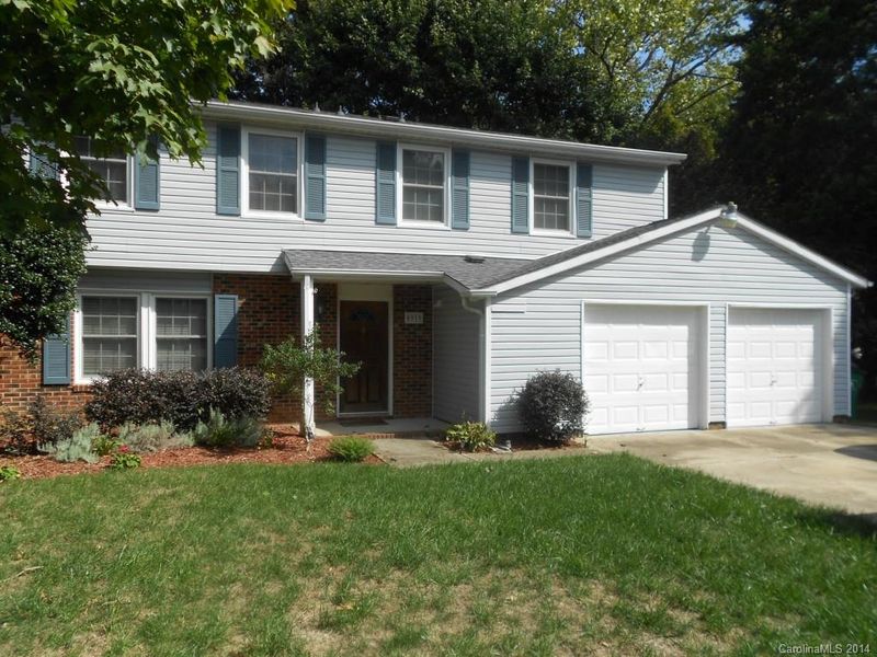 5919 Carpenter Dr #4, Charlotte, NC 28226