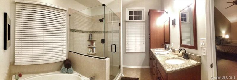 10112 Deer Spring Ln, Charlotte, NC 28210