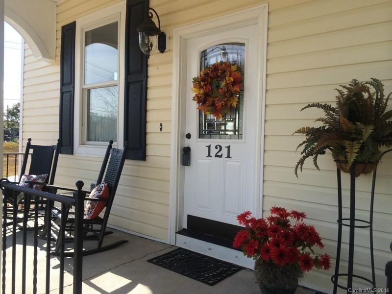 121 Seventh St, Cramerton, NC 28032