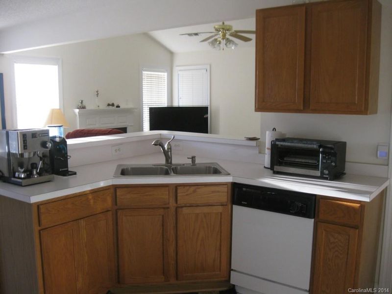 1815 Lakeview Dr, Monroe, NC 28112