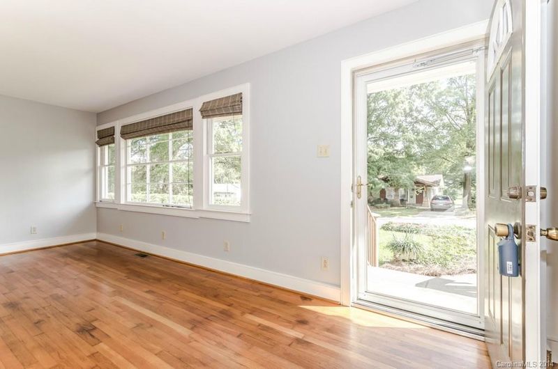 3326 Anson St, Charlotte, NC 28209