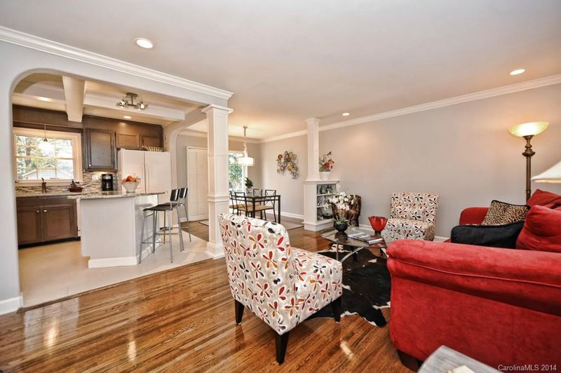 6108 Springhouse Ln, Charlotte, NC 28211