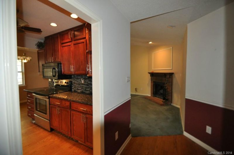 13803 Dansington Ct, Pineville, NC 28134