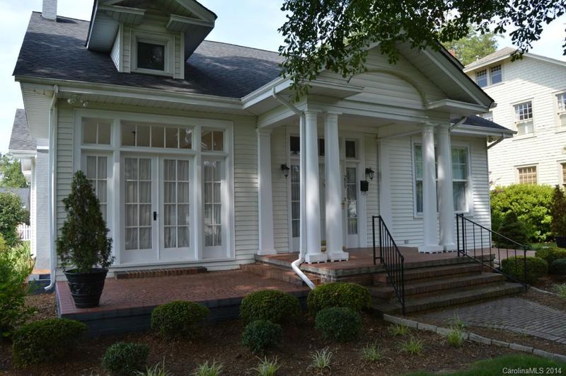 209 Laurel St, Lincolnton, NC 28092