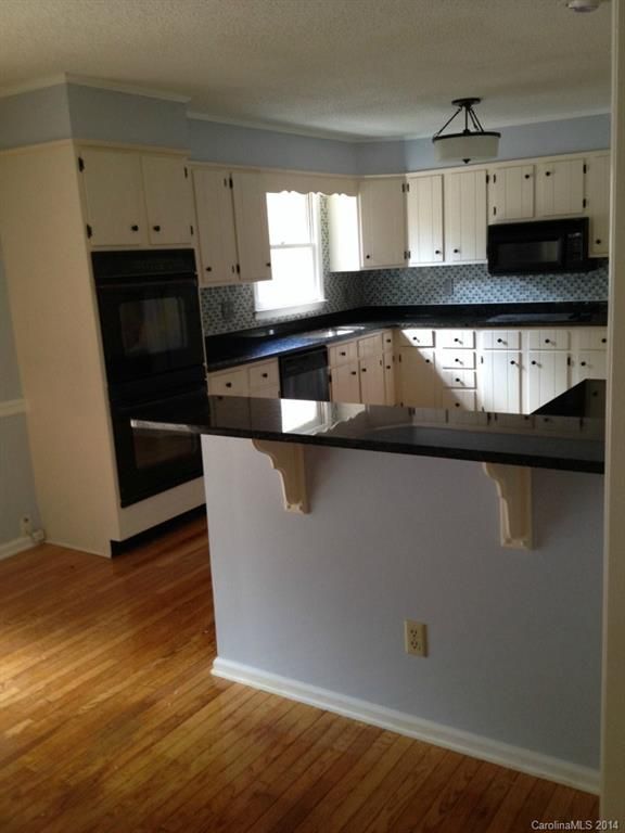 2100 E Providence Dr, Charlotte, NC 28270