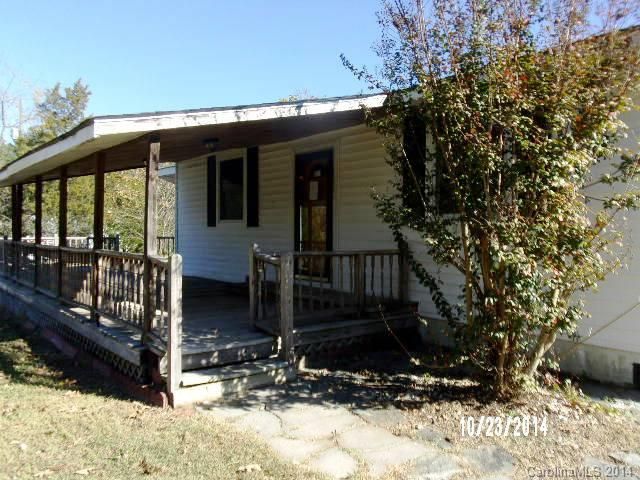 2883 Hart Rd, Clover, SC 29710