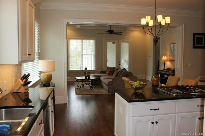 15726 Laurel Oak Crescent, Davidson, NC 28036