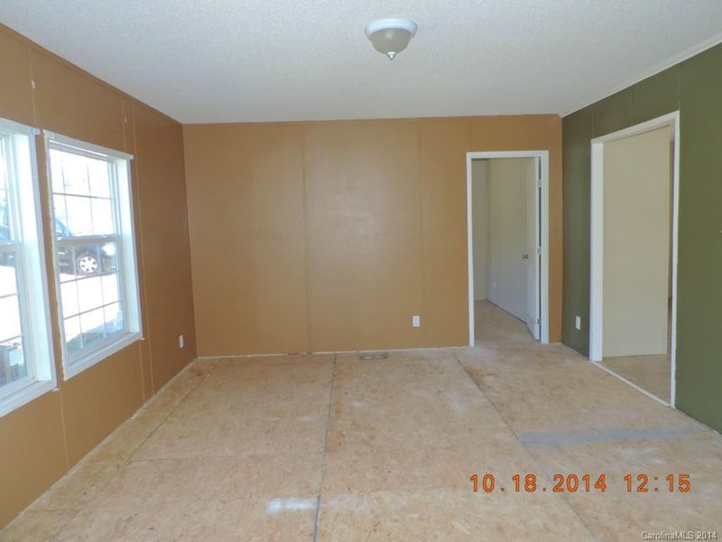 2041 Rocky Creek Ln, Dallas, NC 28034