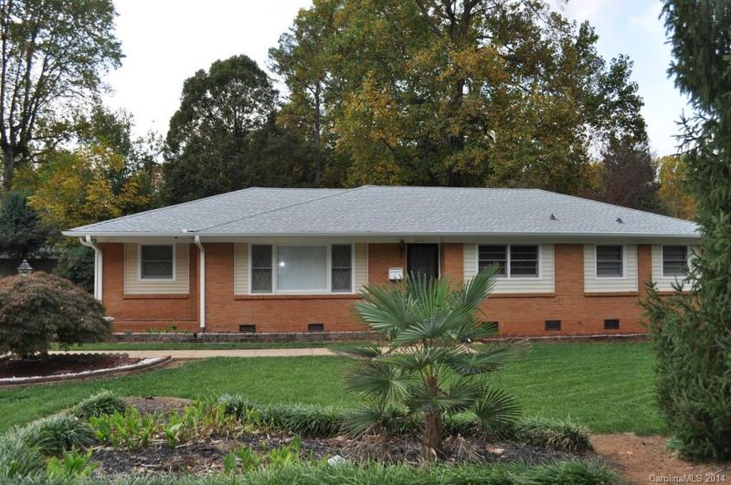 3810 Medallion Dr, Charlotte, NC 28205
