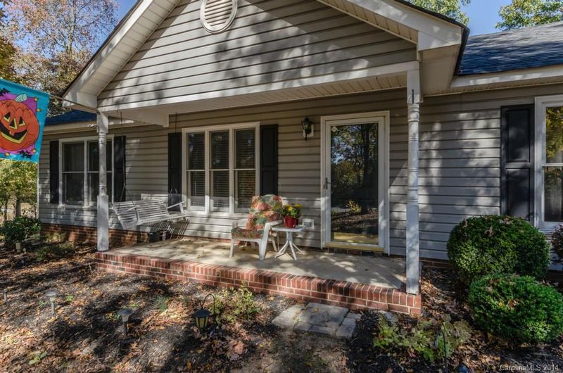 2923 White Store Rd, Wingate, NC 28174