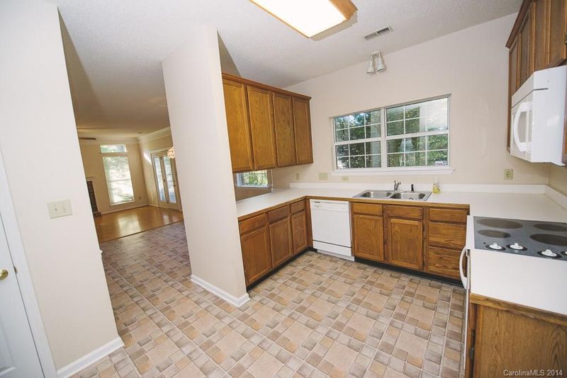 3109 Terra Glen Ct, Matthews, NC 28105