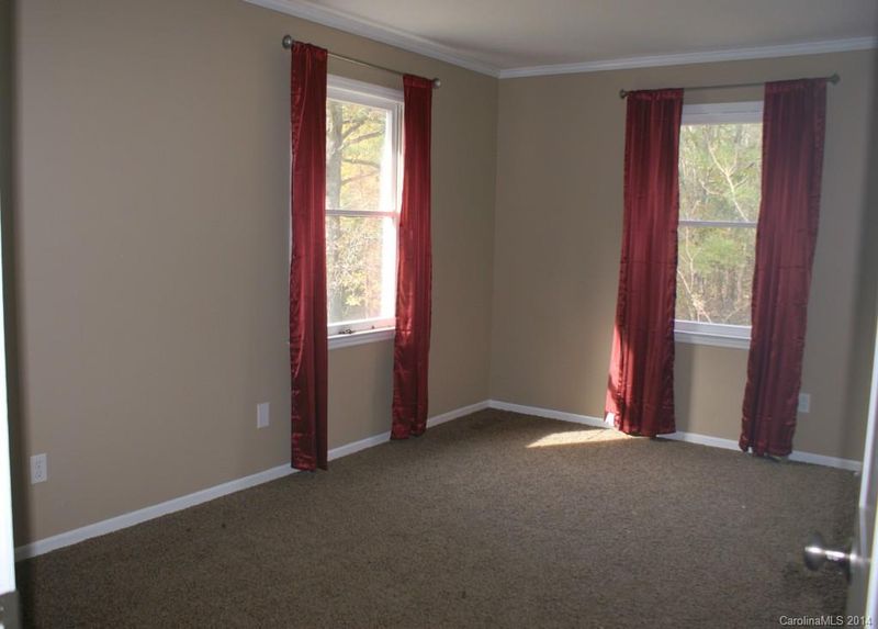 585 Glenn Rd, Clover, SC 29710