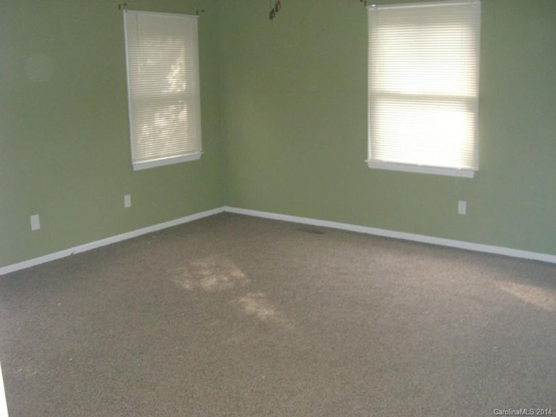 585 Glenn Rd, Clover, SC 29710