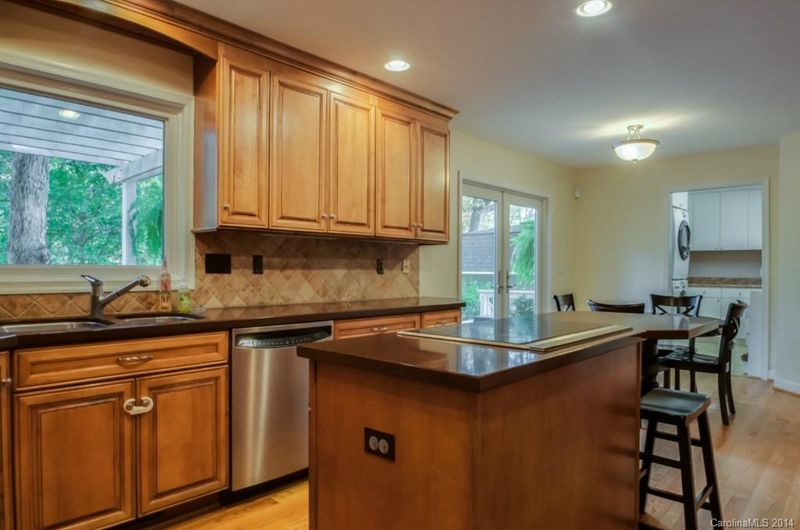 3724 Chevington Rd, Charlotte, NC 28226
