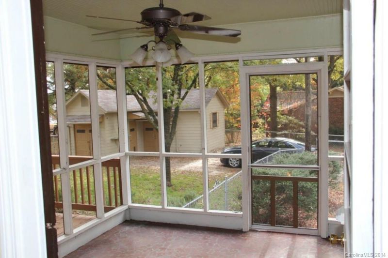 923 Lynhaven Dr, Gastonia, NC 28052